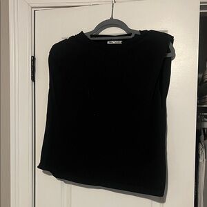 Zara Women's Black Muscle Tee